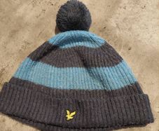 lyle and scott beanie hat