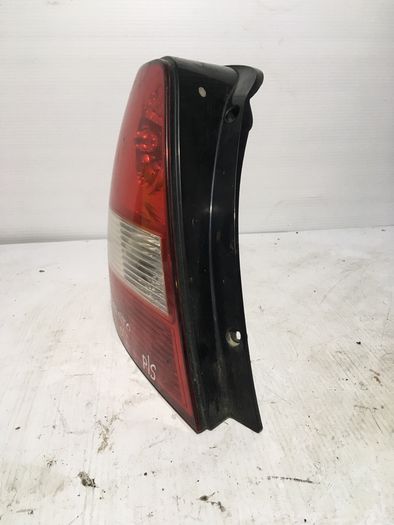 Kia Sorento 2007 passenger side rear light