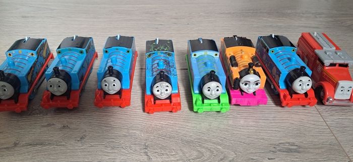 Thomas tank engine trains and tracks