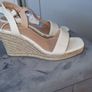 Cream wedges Image 2
