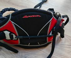 Kite surfing seat harness and safety leash
