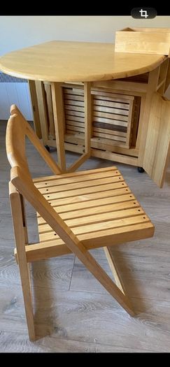 dining table size when opened 135cm x 85cm