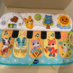 VTech Play & Dream Kicking Piano