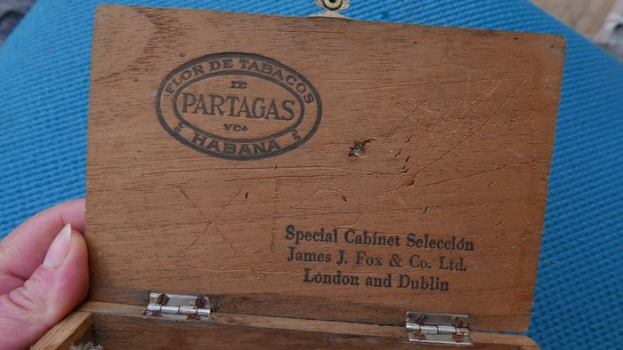 Vintage Flor de Tabacos Partagas Royale Limited Reserve Cigar Box