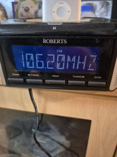 Roberts CRD-42 iDream iPod Dock