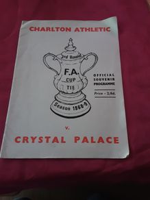 26 Charlton athletic football programmes, 1960's