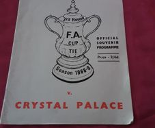 26 Charlton athletic football programmes, 1960's