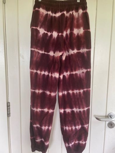 Hayley Menzies joggers