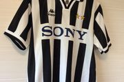Juventus Jersey. Season 1995/1996. Authentic Original Kappa Home Jersey From 1996. Not A Modern Day Remake.