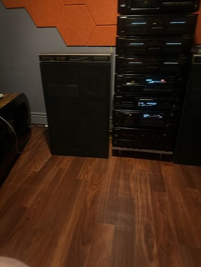 Pioneer CS -707 speakers.