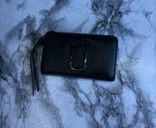 Marc Jacobs Women's Snapshot Compact Wallet Black