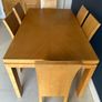 Table & Chairs Image 3