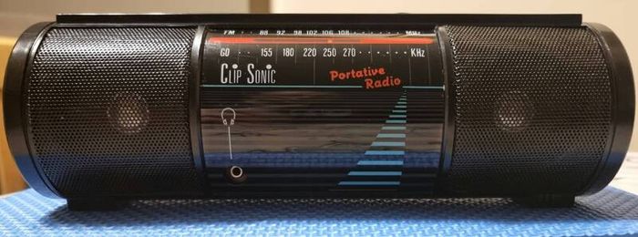 2000 Radio Clip Sonic, working perfect.