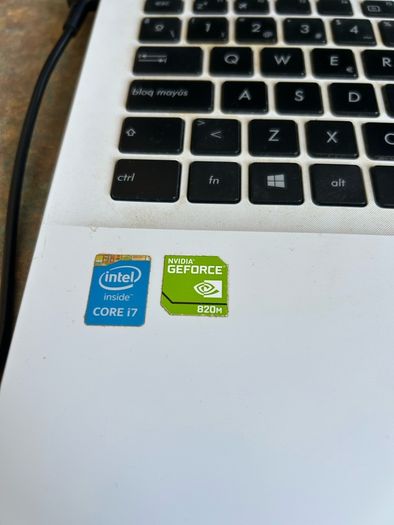 ASUS F550L Laptop (No Charger) | Intel Core i7 | Nvidia GeForce 820M