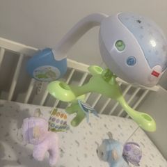 baby cot toy