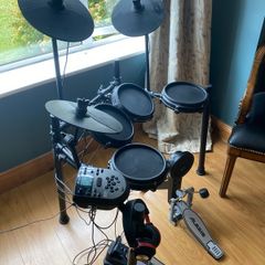 Alesis Nitro electronic drum kit