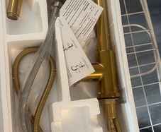 gold kitchen tap