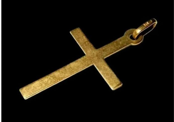 Vintage Hallmarked 9ct Traditional Cross