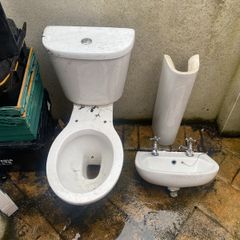 Toilet and sink free