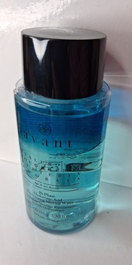 Avant - Bi-Phase Hyaluronic Acid Rejuvenating Micellar Water - 100ml