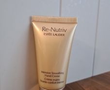 Estee Lauder Re-Nutriv Intense Smoothing hand cream 30ml