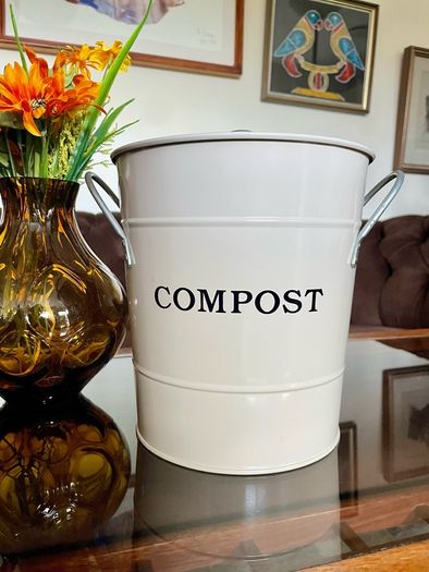 Retro Kitchen Countertop Compost Bin Food Waste Caddy