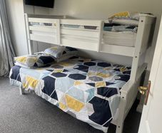 Triple bunk bed