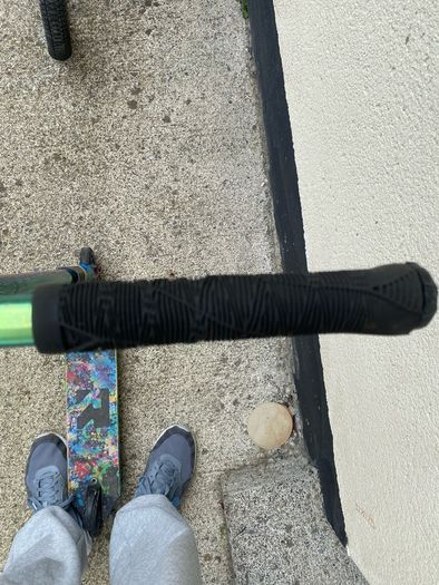 Stunt scooter