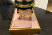 Porcelain Collectable egg leonardo collection