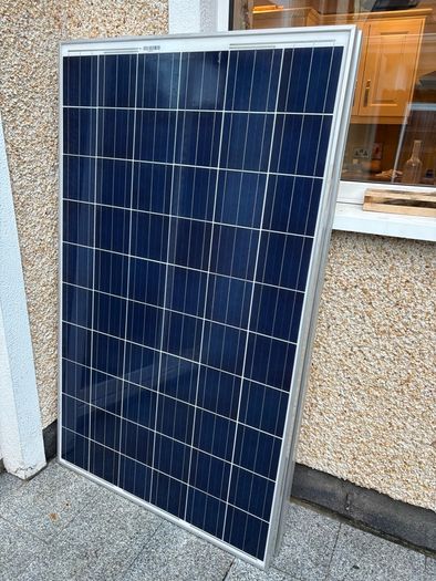 Set of 4x REC 250W Solar Panels (1kW Total Array)