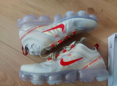 Woman's Nike Air Vapormax 2019 UK 5