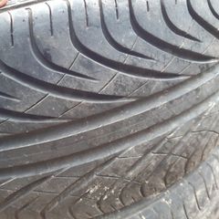215/35 r18 tyre