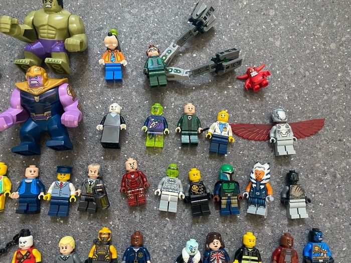 LEGO Mini Figures Star Wars Ninjago Marvel Superhero Spider Man Batman Hulk Iron Man Mickey Mouse