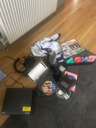 electronics lot