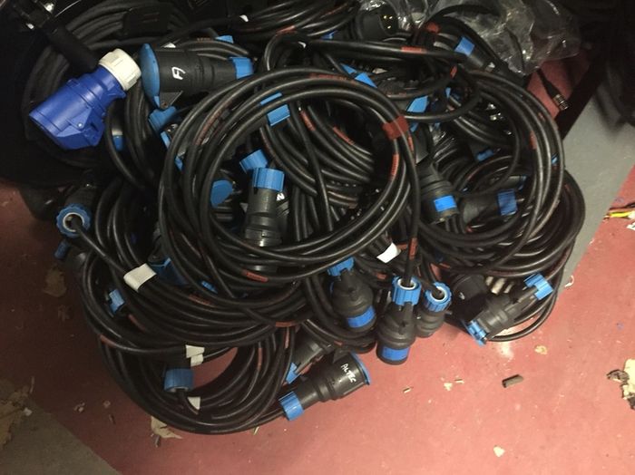 16a to 16 amp Power Cables 2m 5m 10m 20m