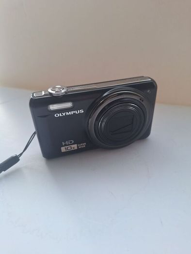 Olympus D-720 Digital Camera Boxed