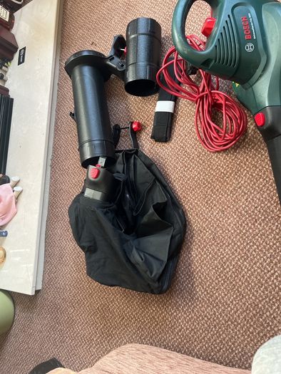 leaf blower