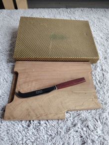 Warriss vintage cheese board and knife