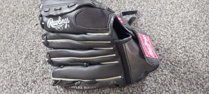 Rawlings Softball Series Glove for youth 11inc