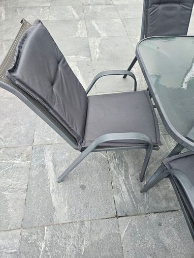 6 seater patio set and parasol