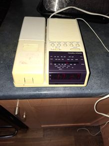 Beautiful Old Working The Morphy Richards Lamp Alarm Clock Radio age late 70s to 80s, Postage Available or Collection