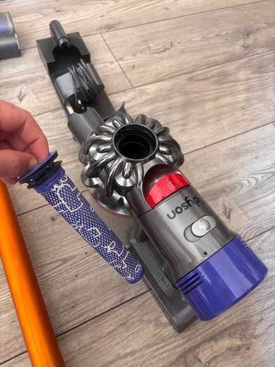 Dyson V8 Absolute