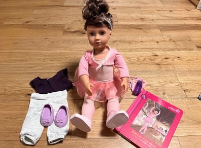 Deluxe generation doll Sydney Lee