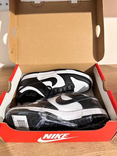 Nike Dunk Low GS Panda Black size 4