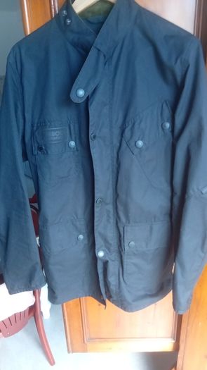 barbour international size L