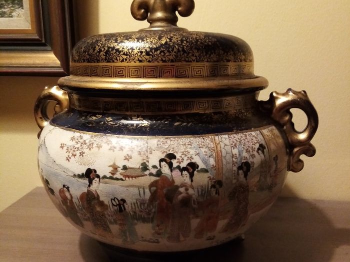 Antique Rare Chinese Jardinire