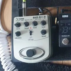 Behringer V-Tone Bass BDI21
