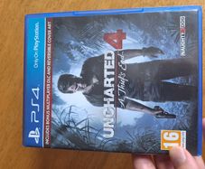 Uncharted 4: A Thief's End (PS4)