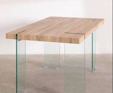 Dining tabke