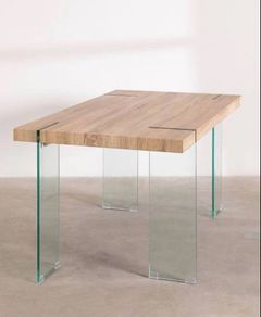 Dining tabke